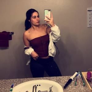 Meet your Posher, Amber